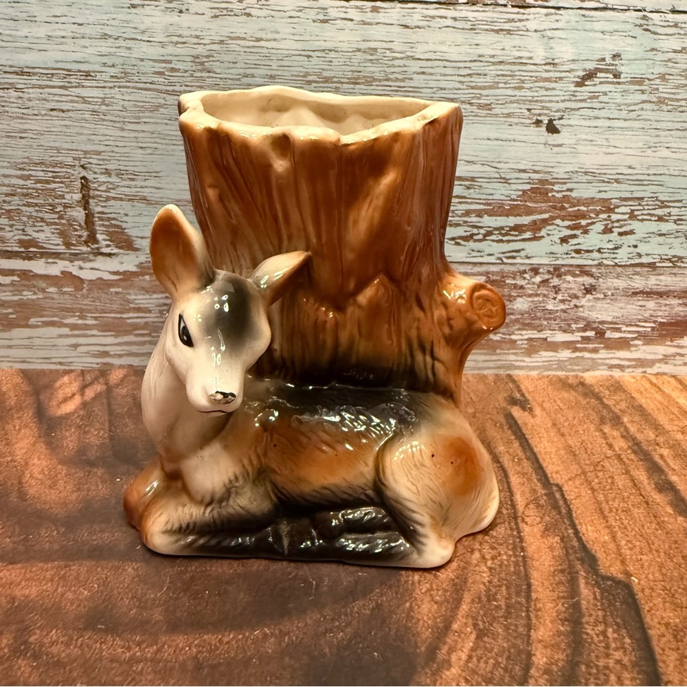 Vintage Deer Ceramic Planter Made in Taiwan 5” tall brown & black